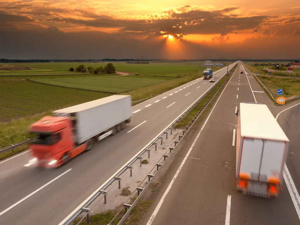 transporte_carga_terrestre_flt_ltl